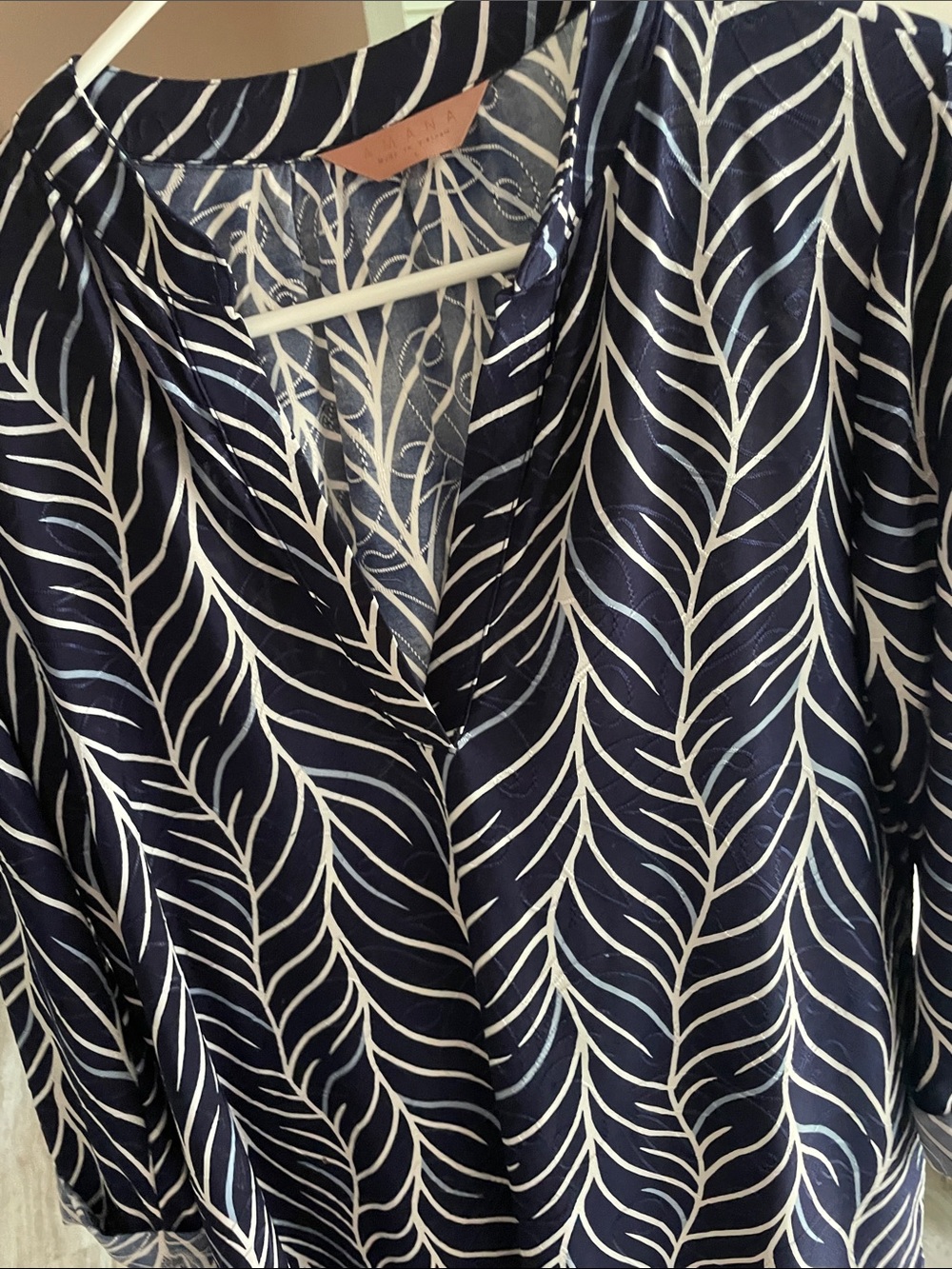 Amiana Navy and White Wave-Print Top